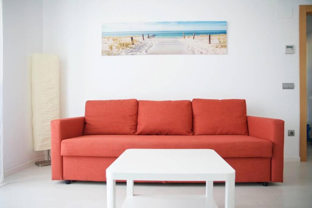 Apartamento diseño a cien metros del mar. Torredembarra Exterior foto